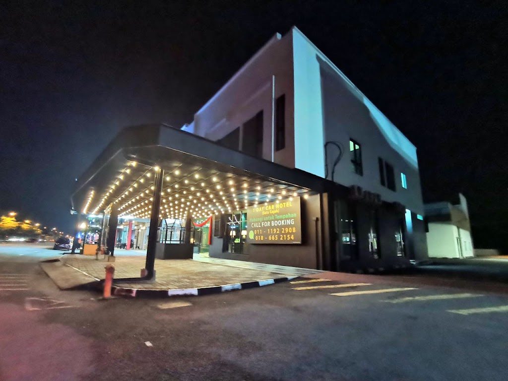 1 Day Car Hotel Batu Gajah