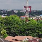 a Chinese restaurant & a 24/7 cafe