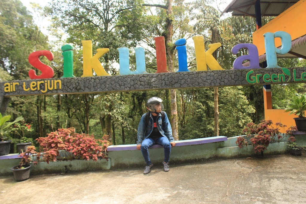 Air Terjun Sikulikap
