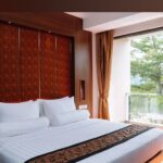 Warm quarters in a relaxed property offering a restaurant