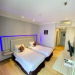 Informal lodging offering unfussy quarters