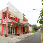 Ariska Room near Alun Alun Jombang RedPartner