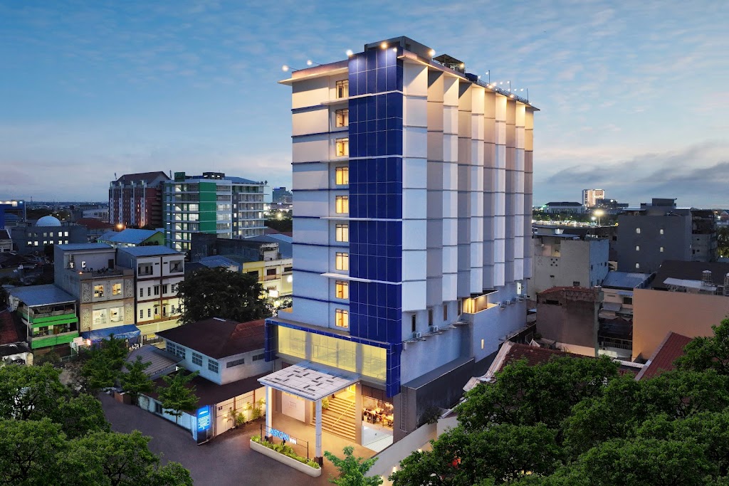 Aston Inn Pantai Losari – Makassar, Hotel in Maloku, Ujung Pandang, South Sulawesi