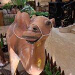 a cafe & an outdoor pool.