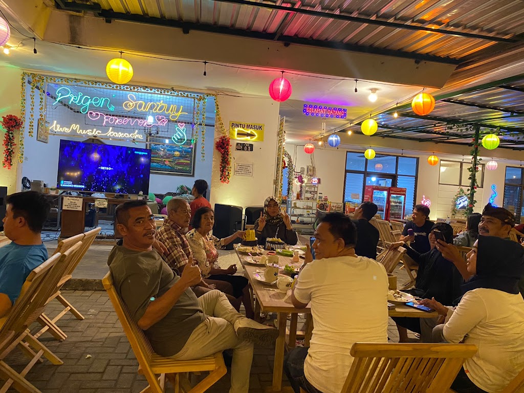 Cafe Resto Prigen Santuy 24 jam