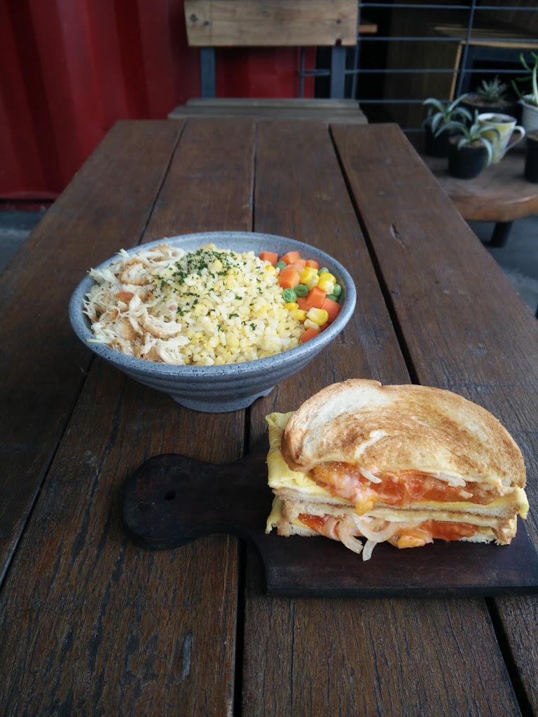 DD Cafe kontainer prigen