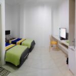Dacostel - Kos Cibadak adalah layanan penginapan dengan tarif bulanan atau harian seperti hotel dengan fasilitas eksklusif. Kamar isi dengan pilihan bed double/twin