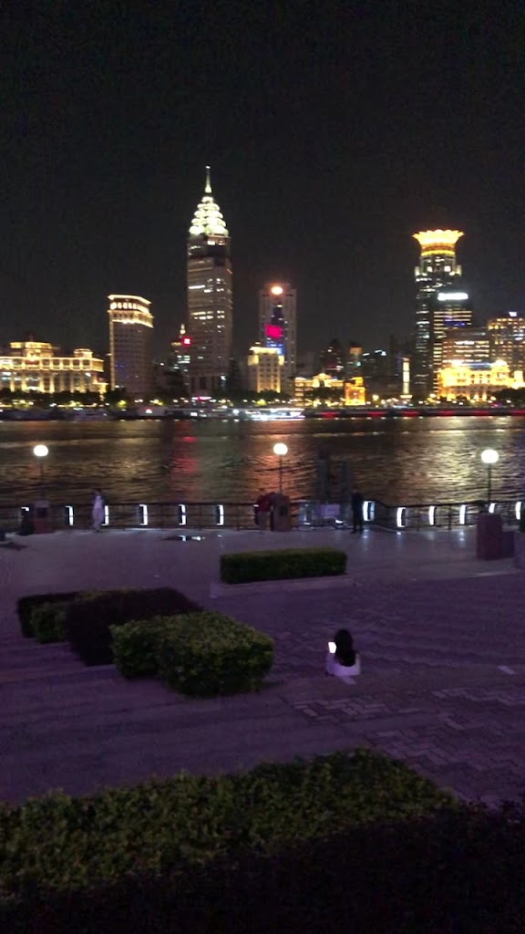 a wine bar & a shared kitchen.