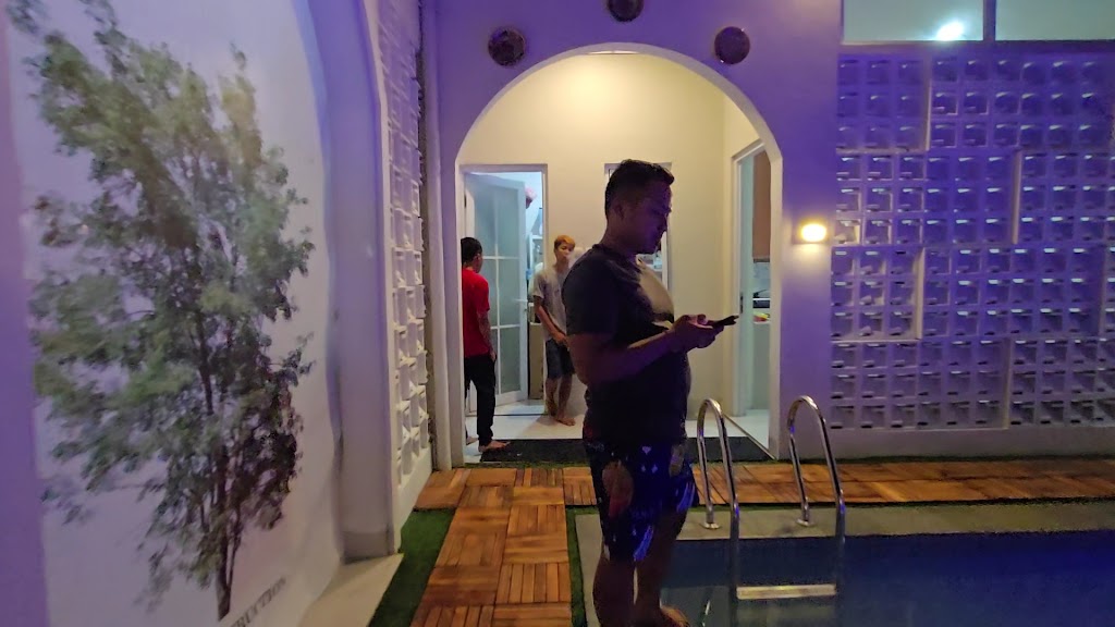 staycation and gathering place in green zone Bogor City. Capacity max 25-30pax