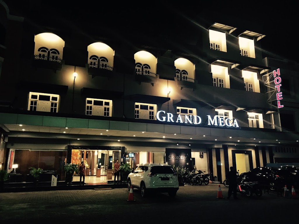 GRAND MEGA HOTEL