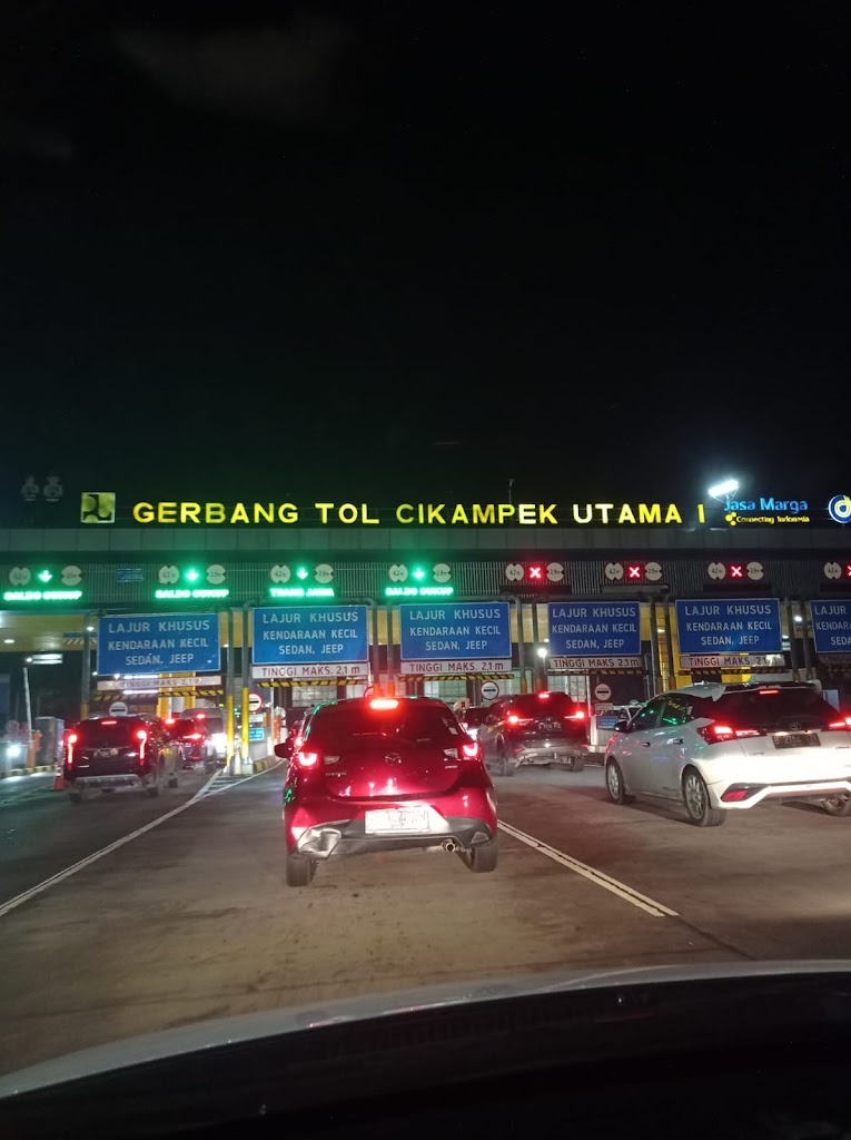 Gerbang Tol Cikampek