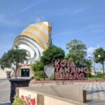 Gong-gong Building