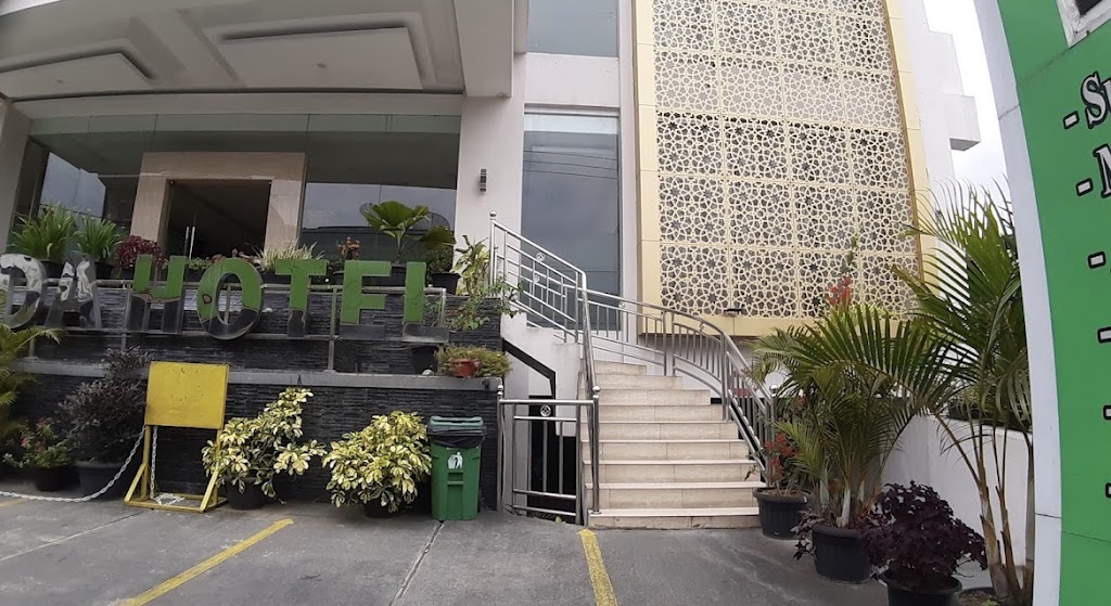 Grand Bunda Hotel