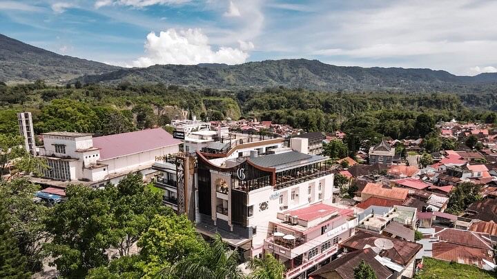 Grand Gallery Hotel