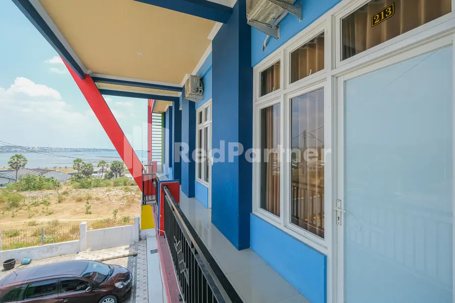 Grand Kencana Guesthouse Syariah near Wisata Bahari Lamongan