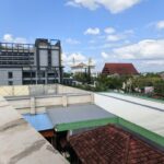 Laid-back hotel offering an outdoor pool & a rooftop lounge