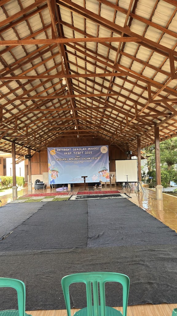 sarana ruang karaoke