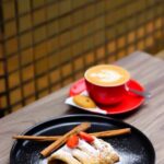 Low-key hotel offering warmly decorated rooms & a ballroom