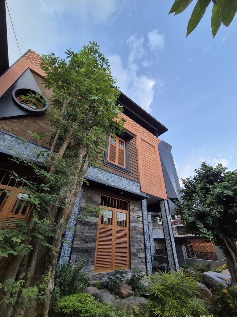 Guest House Omah Jawi, Hotel in Baturan, Trihanggo, Gamping, Special Region of Yogyakarta