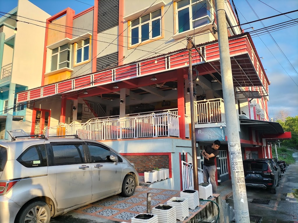 HOTEL DAFINA INN