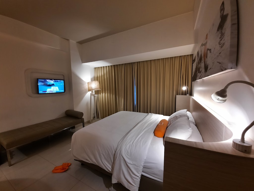 in a laid-back hotel with dining