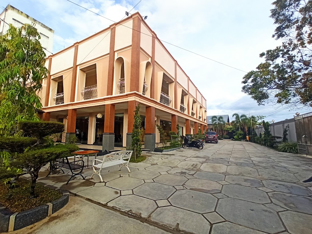 Hotel AULIA DINAR