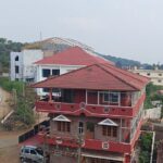 in an informal hotel offering a low-key restaurant & mountain views.