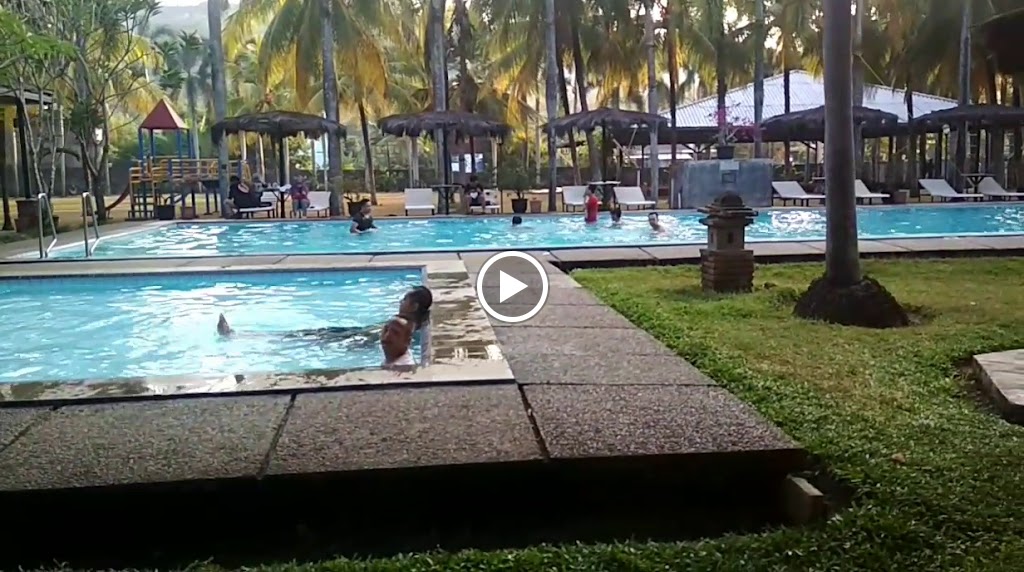 plus a relaxed restaurant.