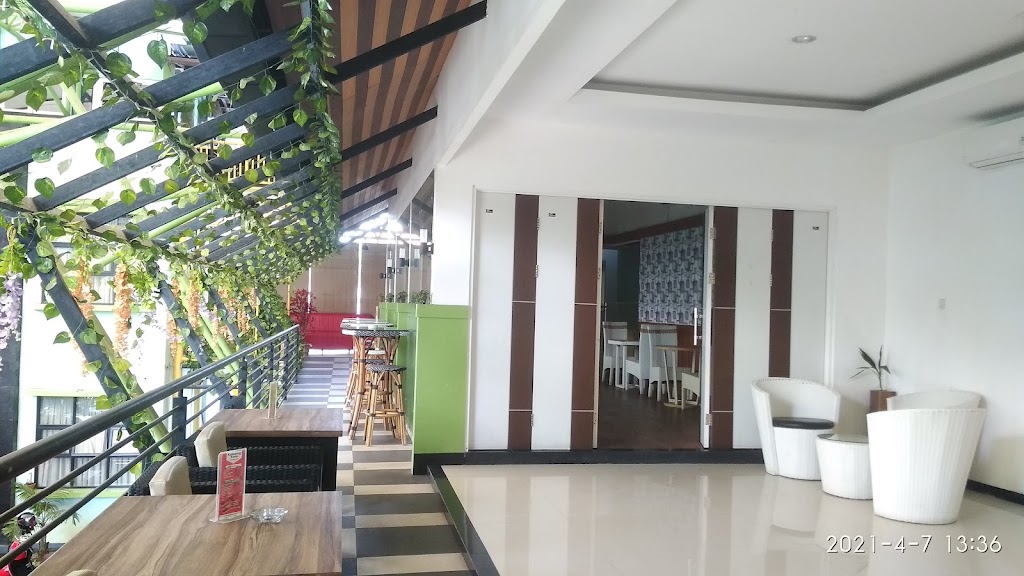 Hotel Bumi Katineung