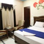 in an unpretentious budget hotel offering a restaurant.