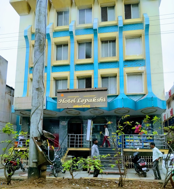 Hotel Lepakshi