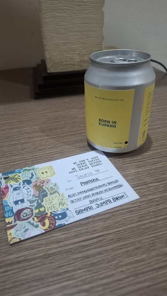 Relaxed quarters in an upmarket hotel offering casual dining