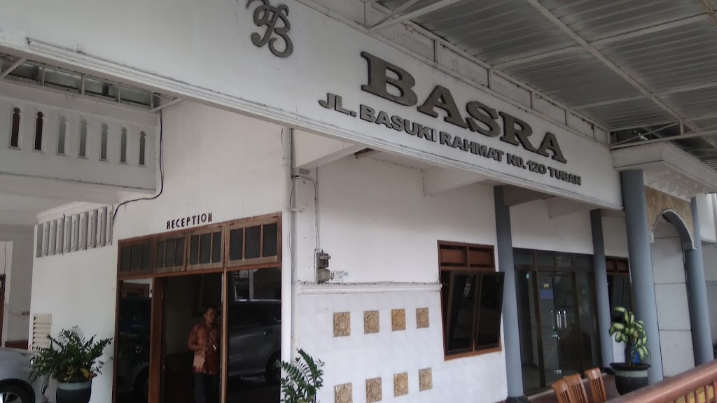 Hotel & Restaurant Basra