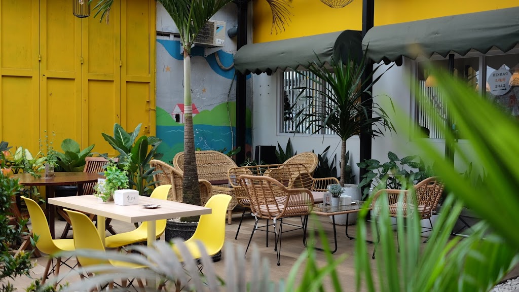 Huko Bowl Coffee & Eatery