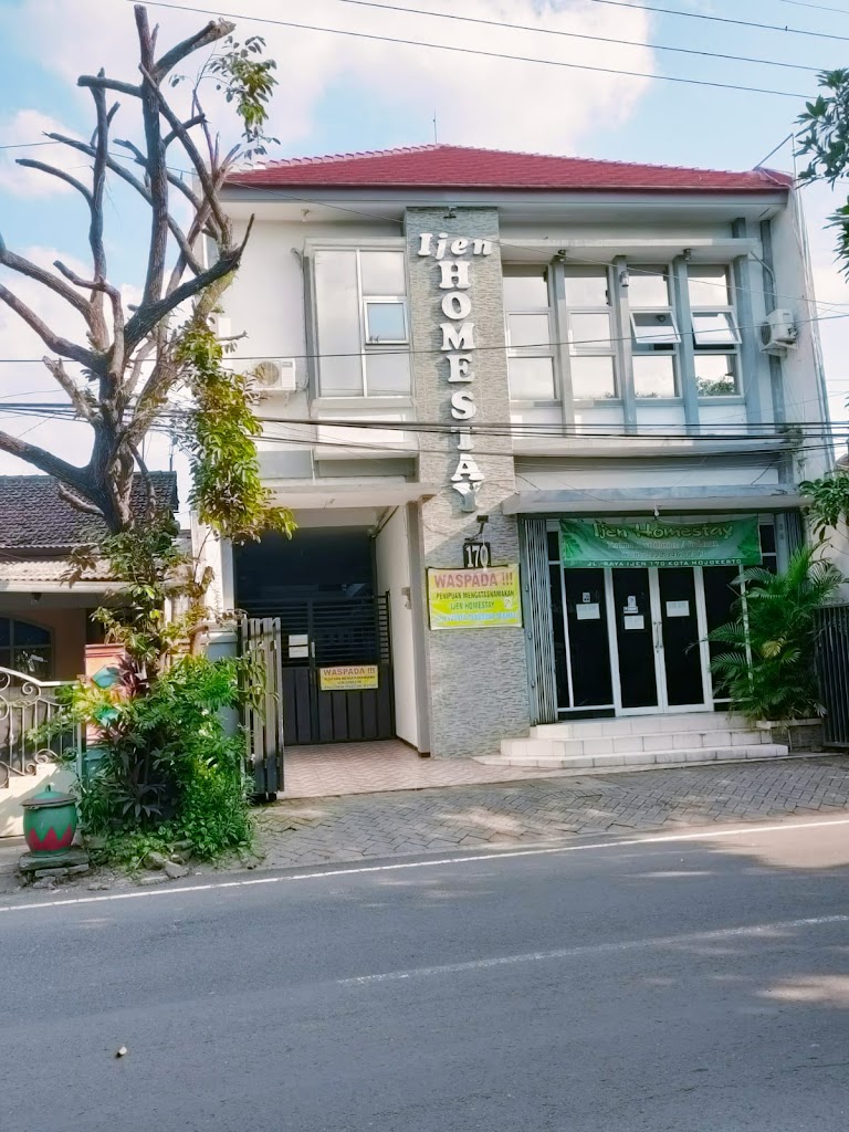 Ijen Homestay Mojokerto RedPartner