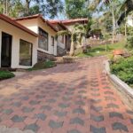 plus open-air dining & free breakfast.