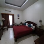 Unpretentious rooms & studios featuring en suite bathrooms in a guesthouse with free breakfast.