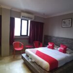Straightforward rooms with Wi-Fi & en suite bathrooms in a simple hotel offering parking.