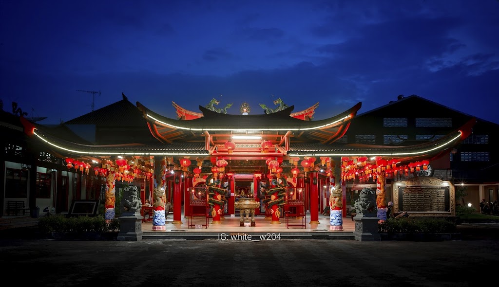 Klenteng Hok Liong Kiong