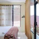 Bright rooms in a no-frills hotel featuring parking & Wi-Fi