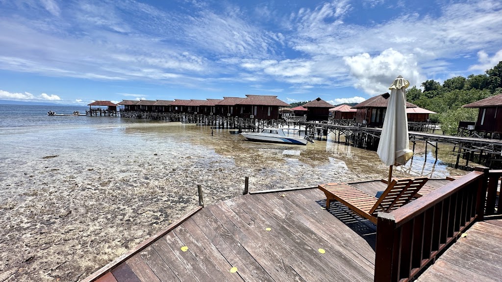 Korpak Villa and Resort