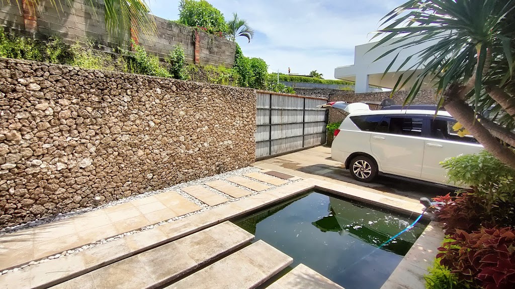 LBV DEEP BLUE VILLA
