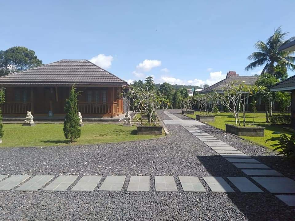 Lanosa Guest House