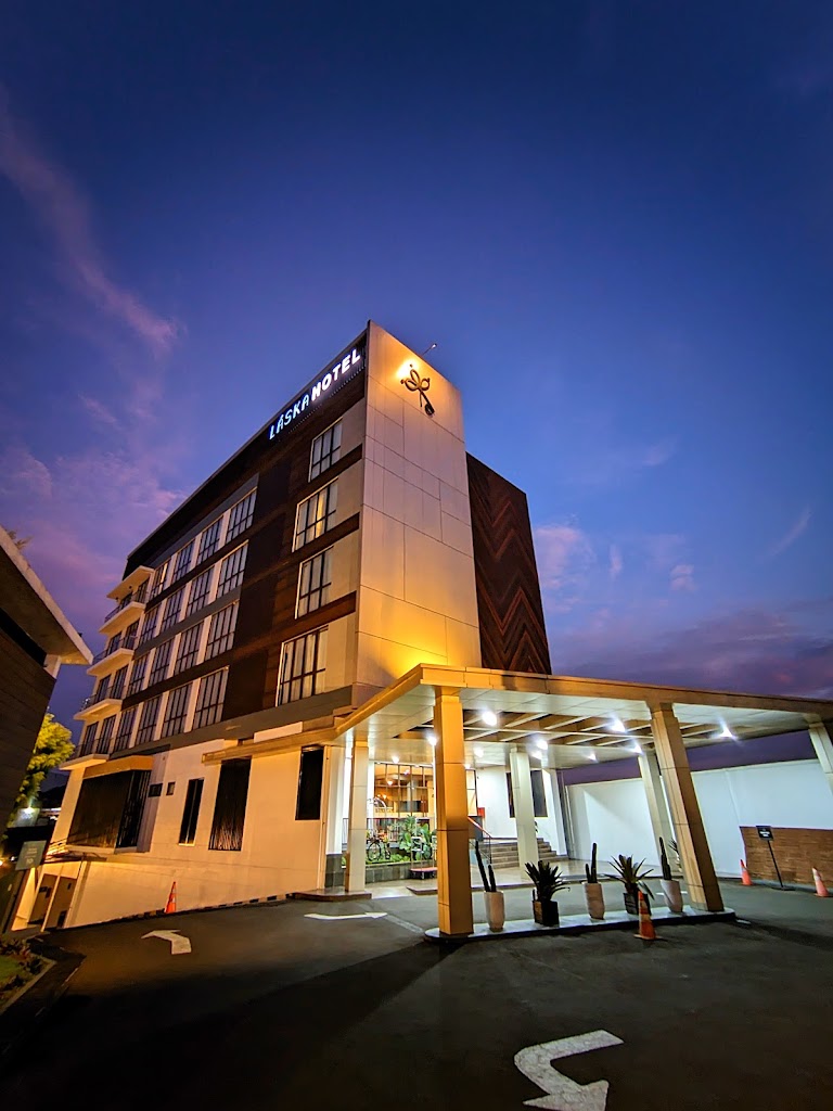 Láska Hotel Sukabumi