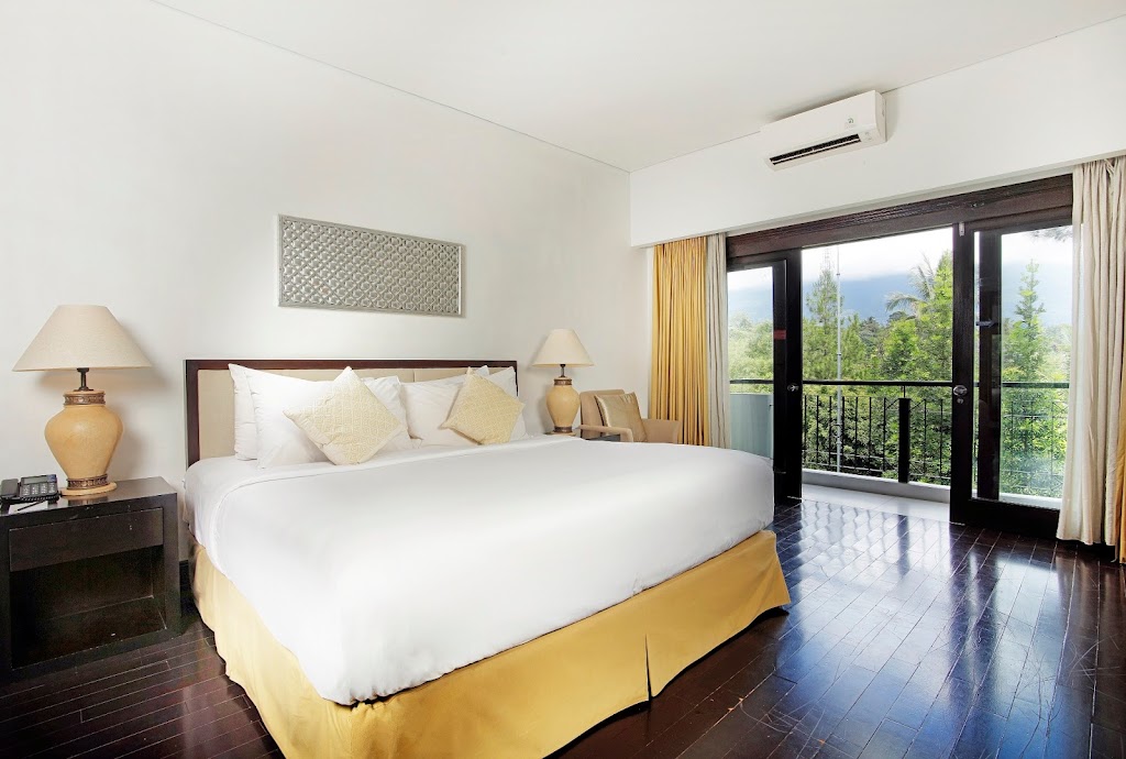 outdoor pools & a spa.