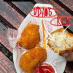 Locomotive Resto & Coffee adalah Resto & Cafe berkonsep stasiun satu-satunya dikota Sragen.