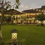 Refined quarters & a tropical garden