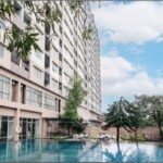 Luxury Living At The Edge