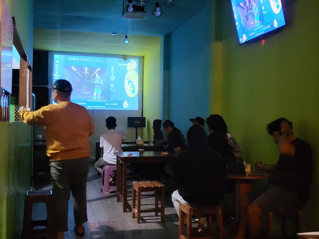 MAXi coffee & Pallubasa