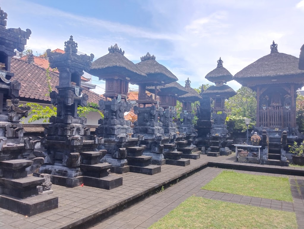 Merajan Ageng Pasek Badak Pengabetan Kuta